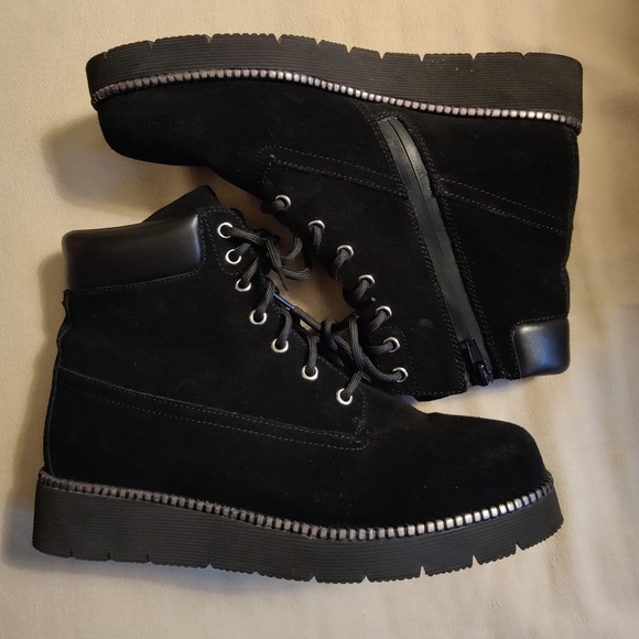 Vaneli Zeno Water Resistant Black Lace up Boots with zipper entry, Sz 9 - Picture 3 of 11